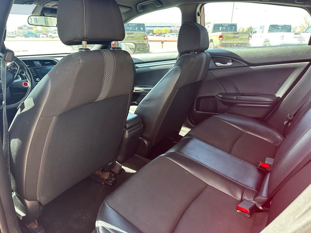 Used 2019 Honda Civic Sport image 7