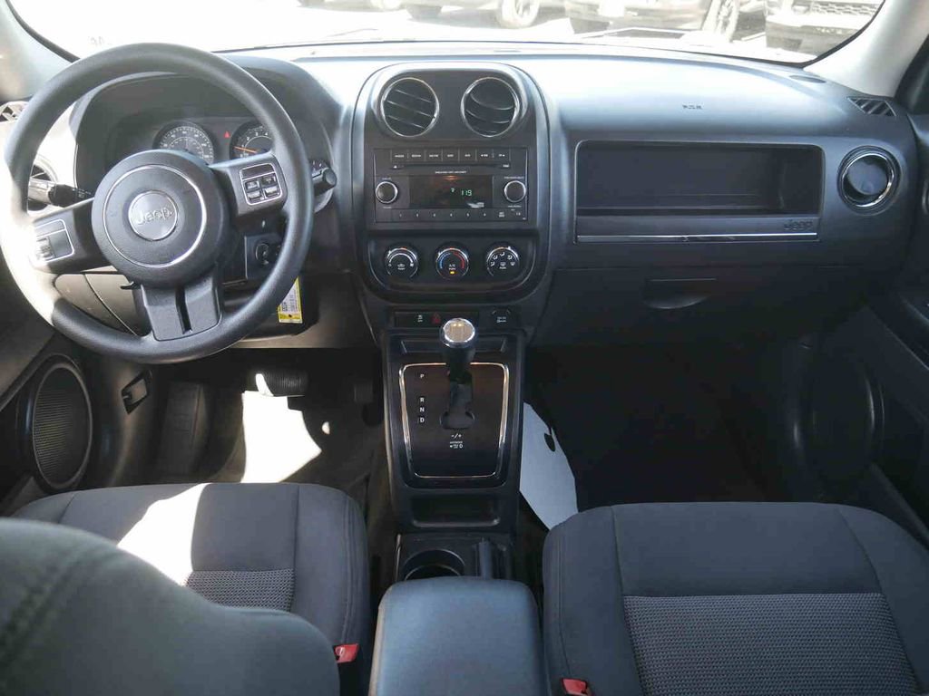 Used 2015 Jeep Patriot Sport w/ Power Value Group image 4