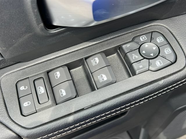 New 2026 RAM 2500 Big Horn AWD/4WD image 16