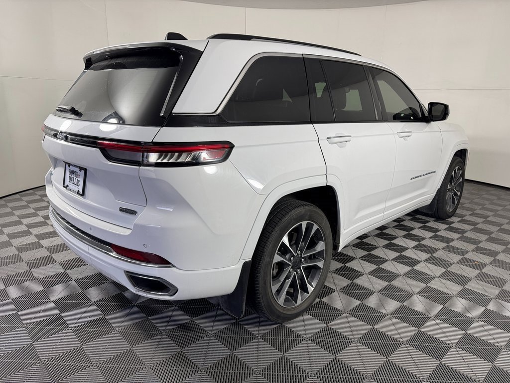 Used 2023 Jeep Grand Cherokee Overland w/ Rear Seat Video Group I image 7