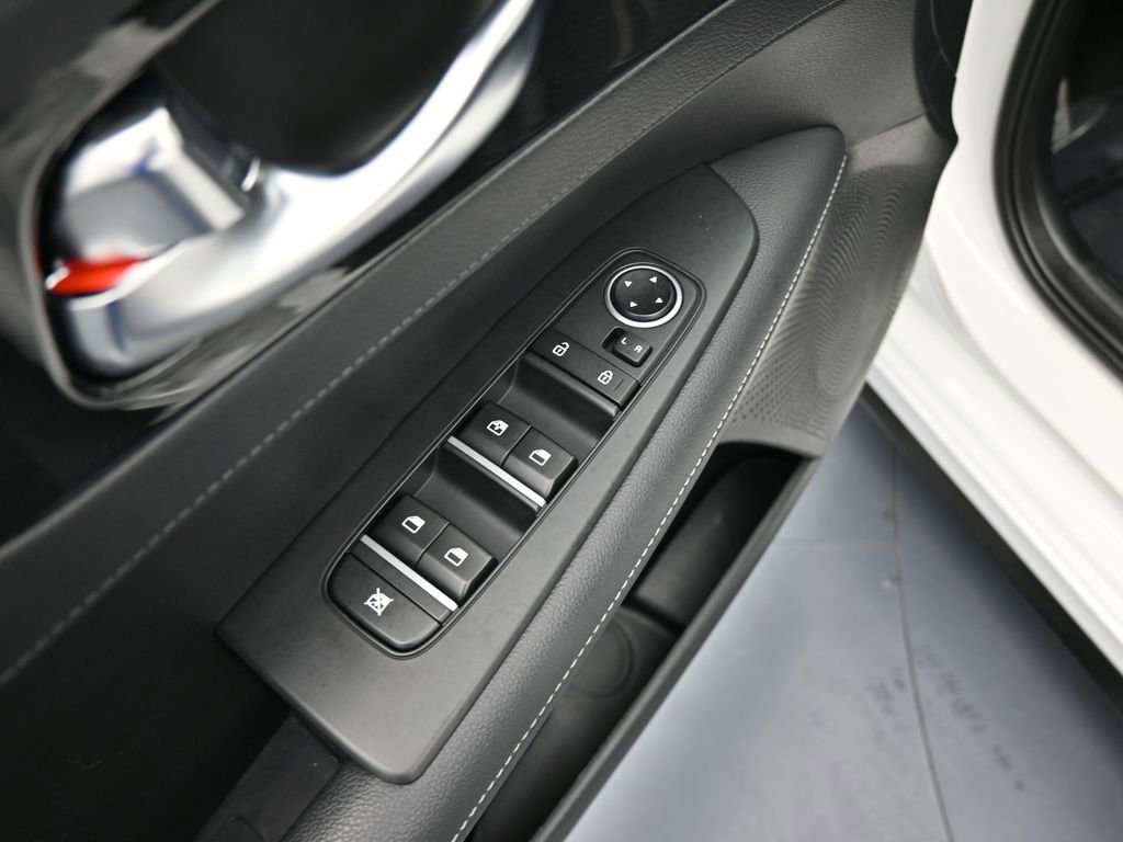 Used 2024 Kia Forte GT-Line image 13