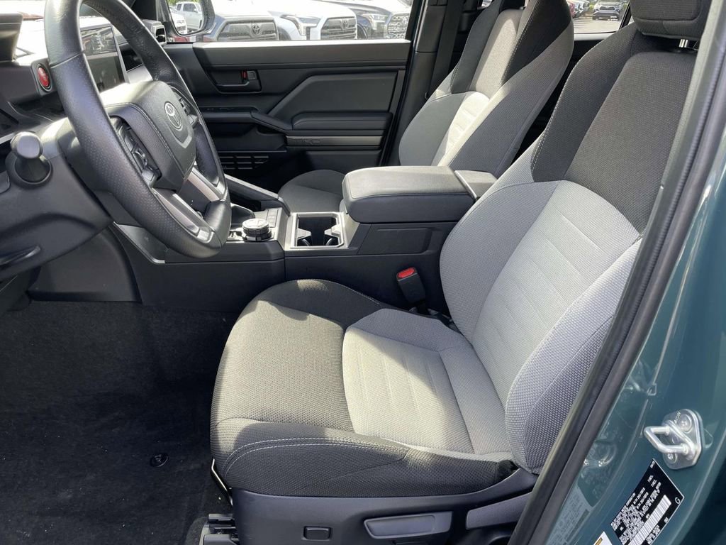 Used 2025 Toyota 4Runner TRD Off-Road image 27