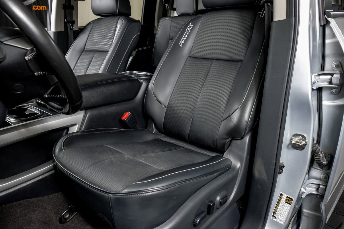 Used 2019 Nissan Titan PRO-4X image 29