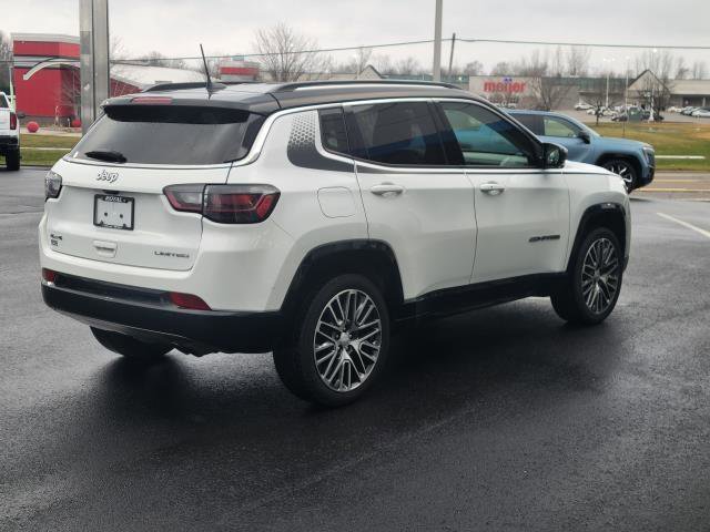 Used 2022 Jeep Compass Limited w/ Elite Group image 3