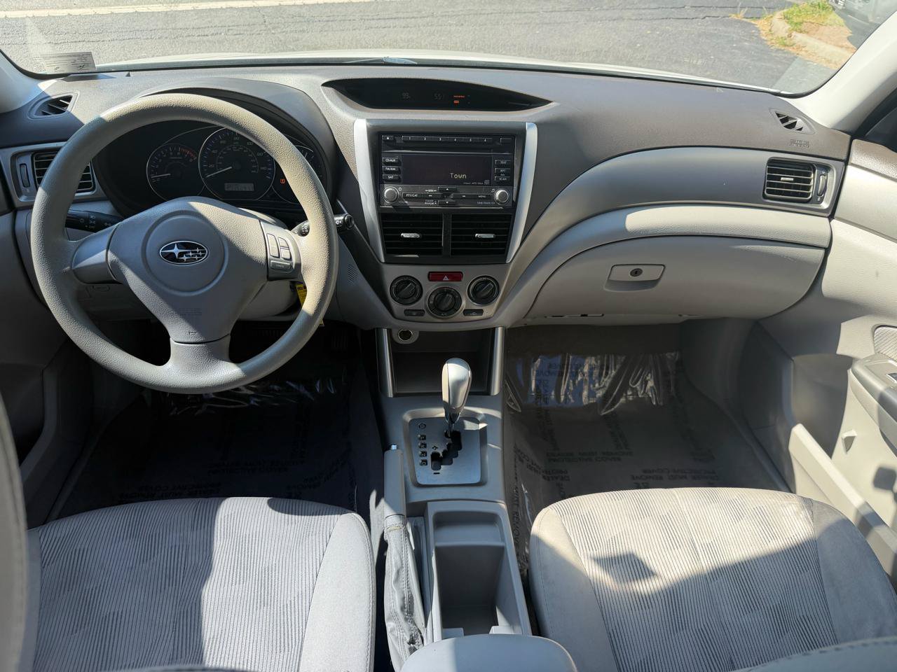 Used 2010 Subaru Forester 2.5X AWD/4WD image 14