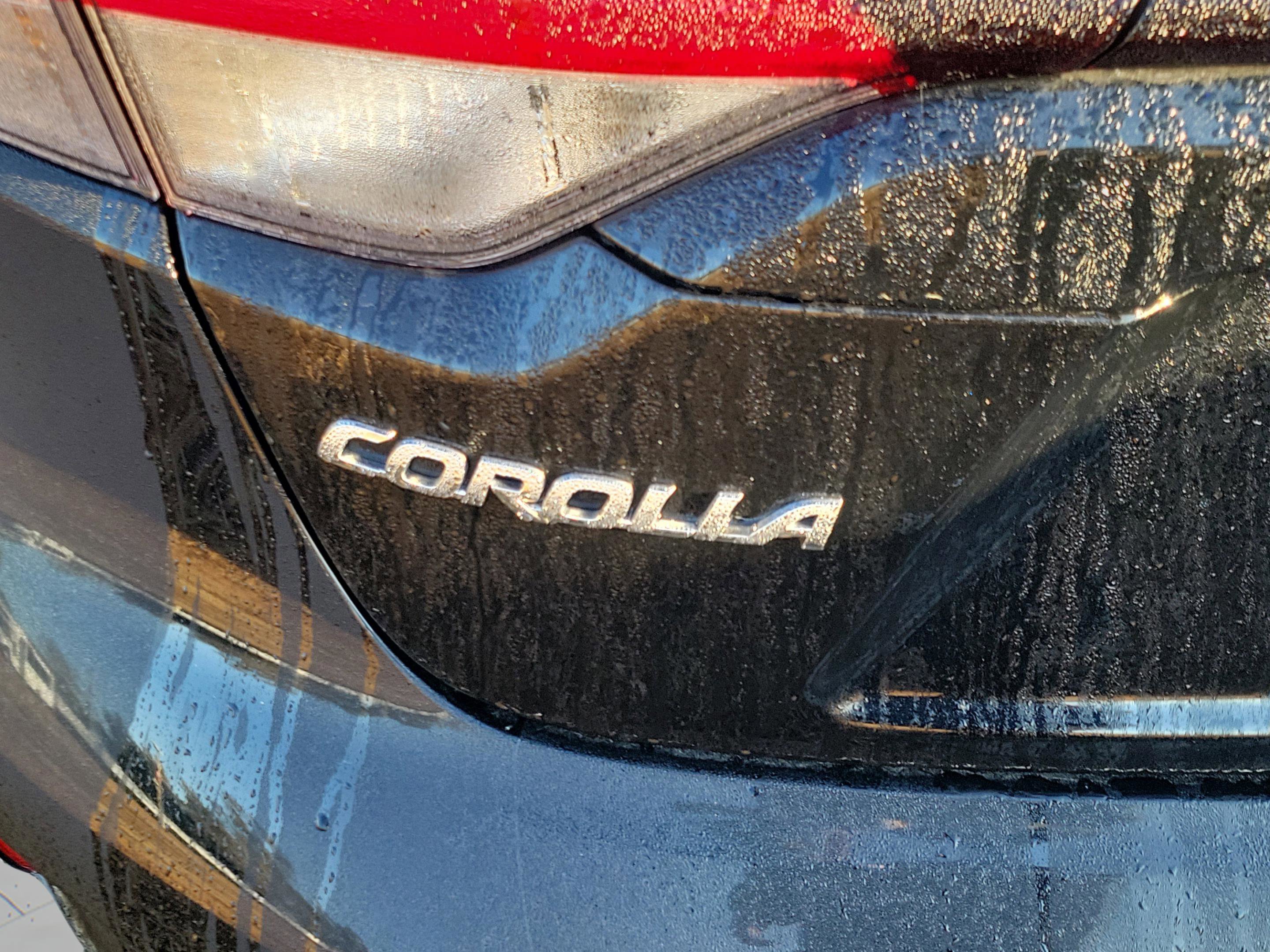 Certified 2025 Toyota Corolla SE image 26