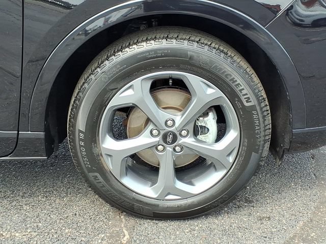 Used 2024 Ford Escape ST-Line w/ Tech Pack #1 AWD/4WD image 9
