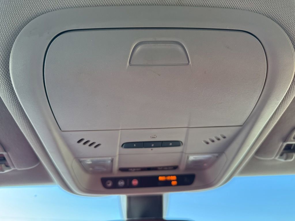 Used 2018 Chevrolet Equinox LT image 58