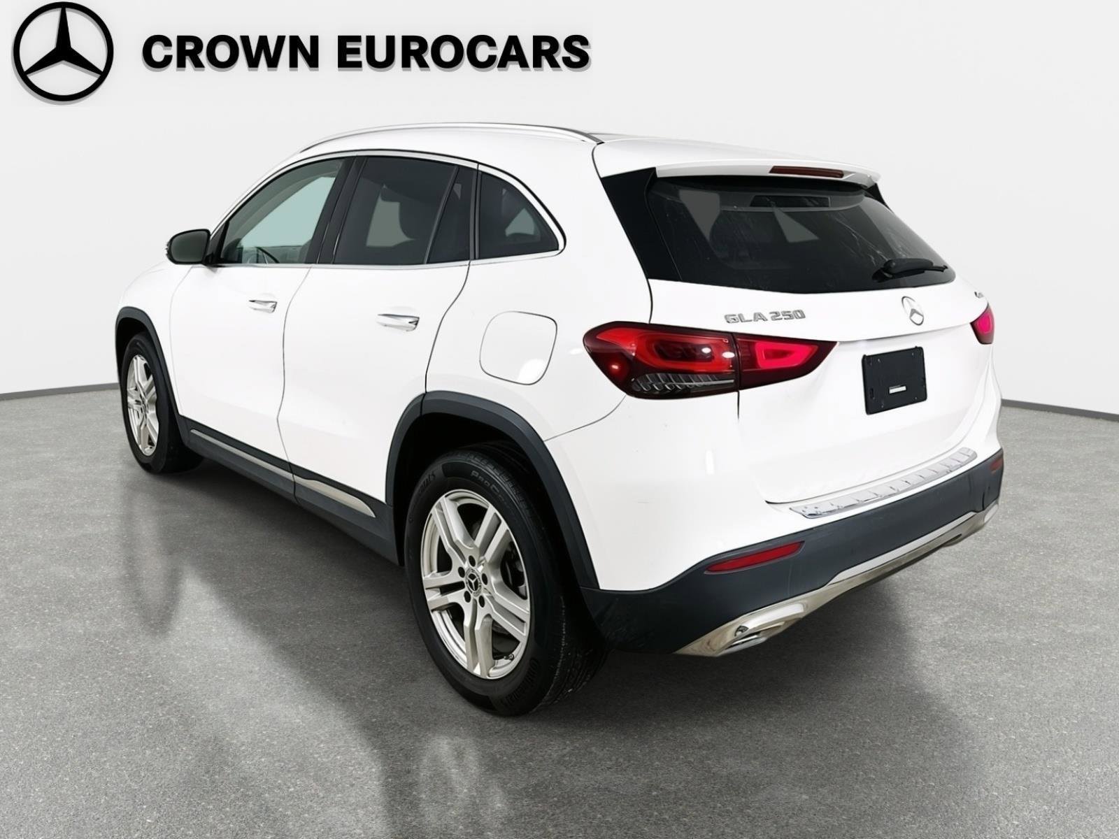 Certified 2023 Mercedes-Benz GLA 250 4MATIC w/ Premium Package image 4