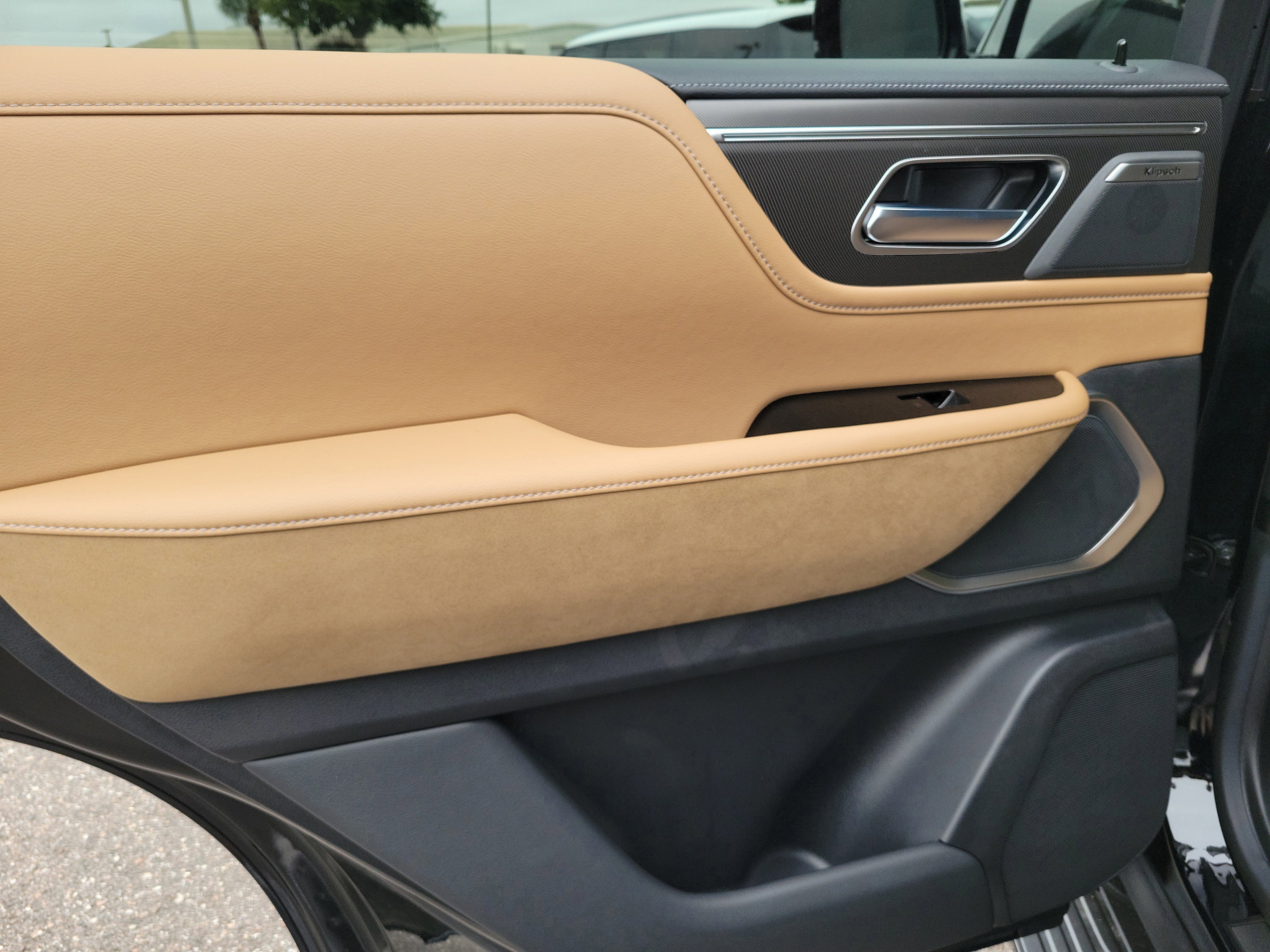 New 2026 INFINITI QX80 Luxe image 8