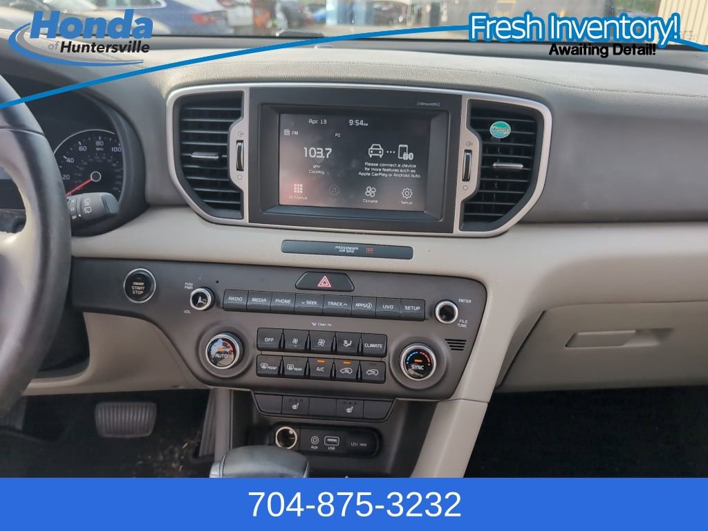 Used 2017 Kia Sportage EX image 17