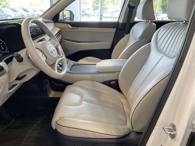 Used 2023 Hyundai Palisade Limited AWD/4WD image 14