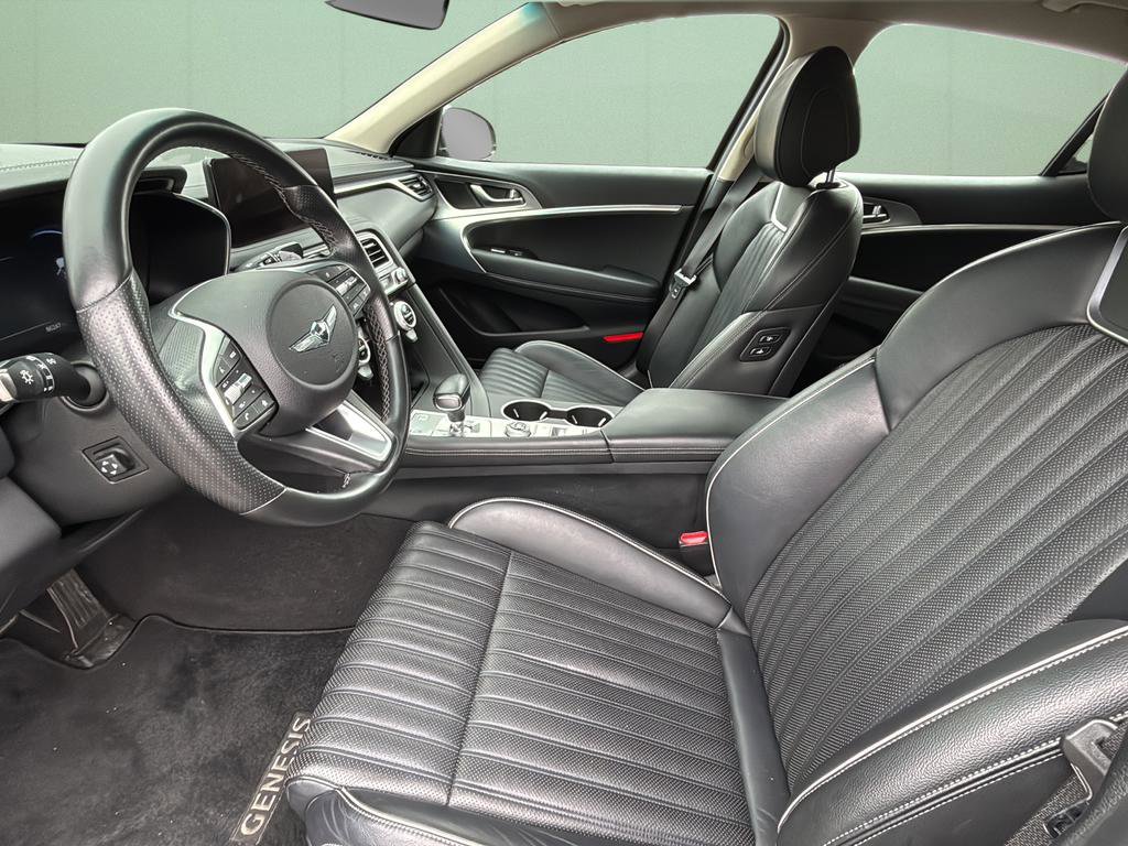 Used 2022 Genesis G70 3.3T image 18