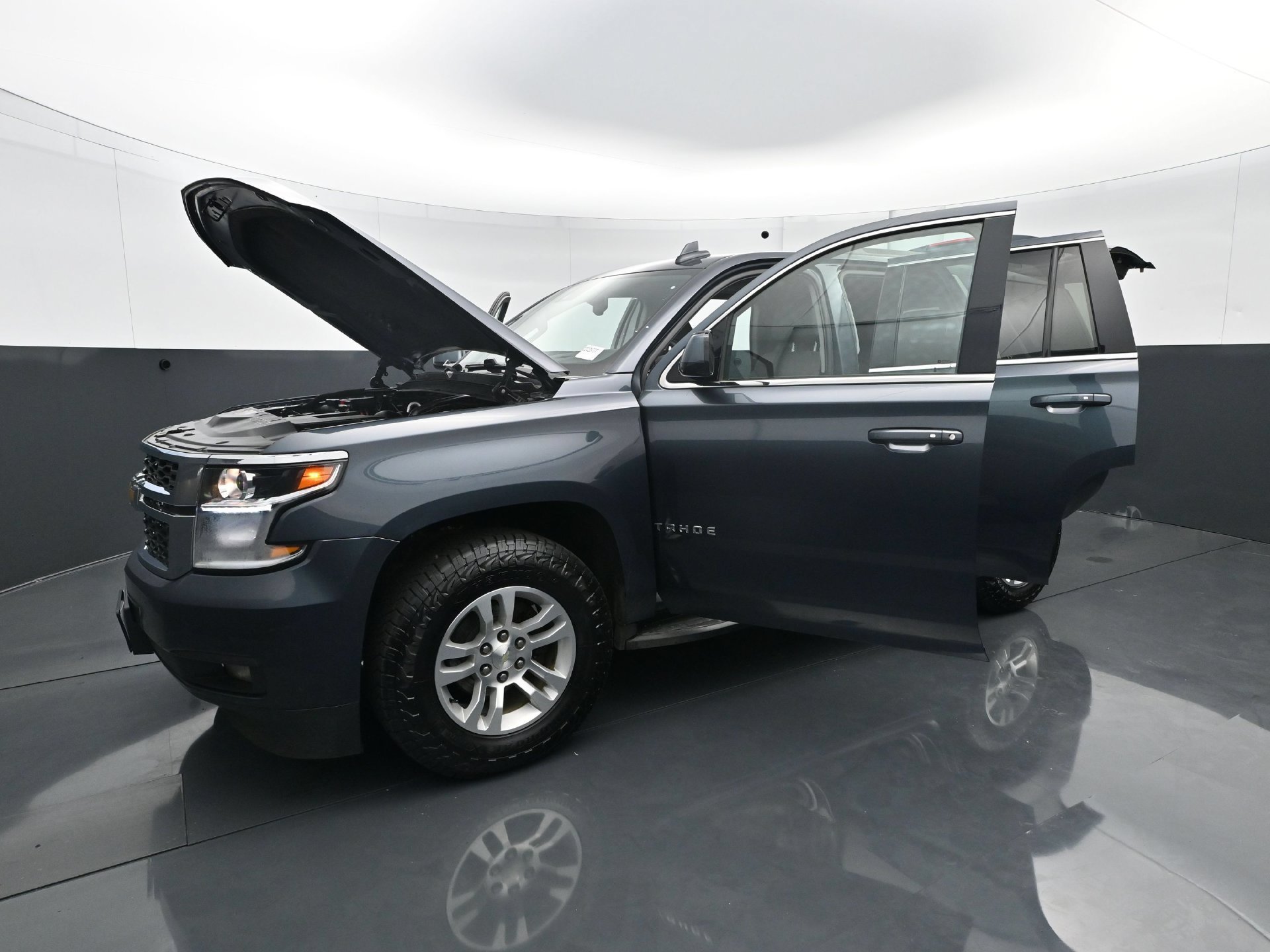 Used 2020 Chevrolet Tahoe LT AWD/4WD image 33
