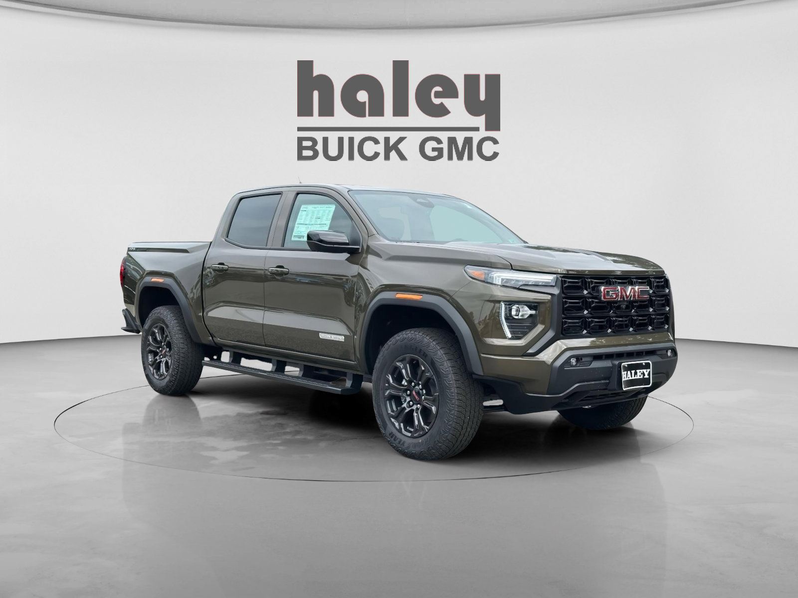 New 2025 GMC Canyon Elevation w/ Convenience Package image 1