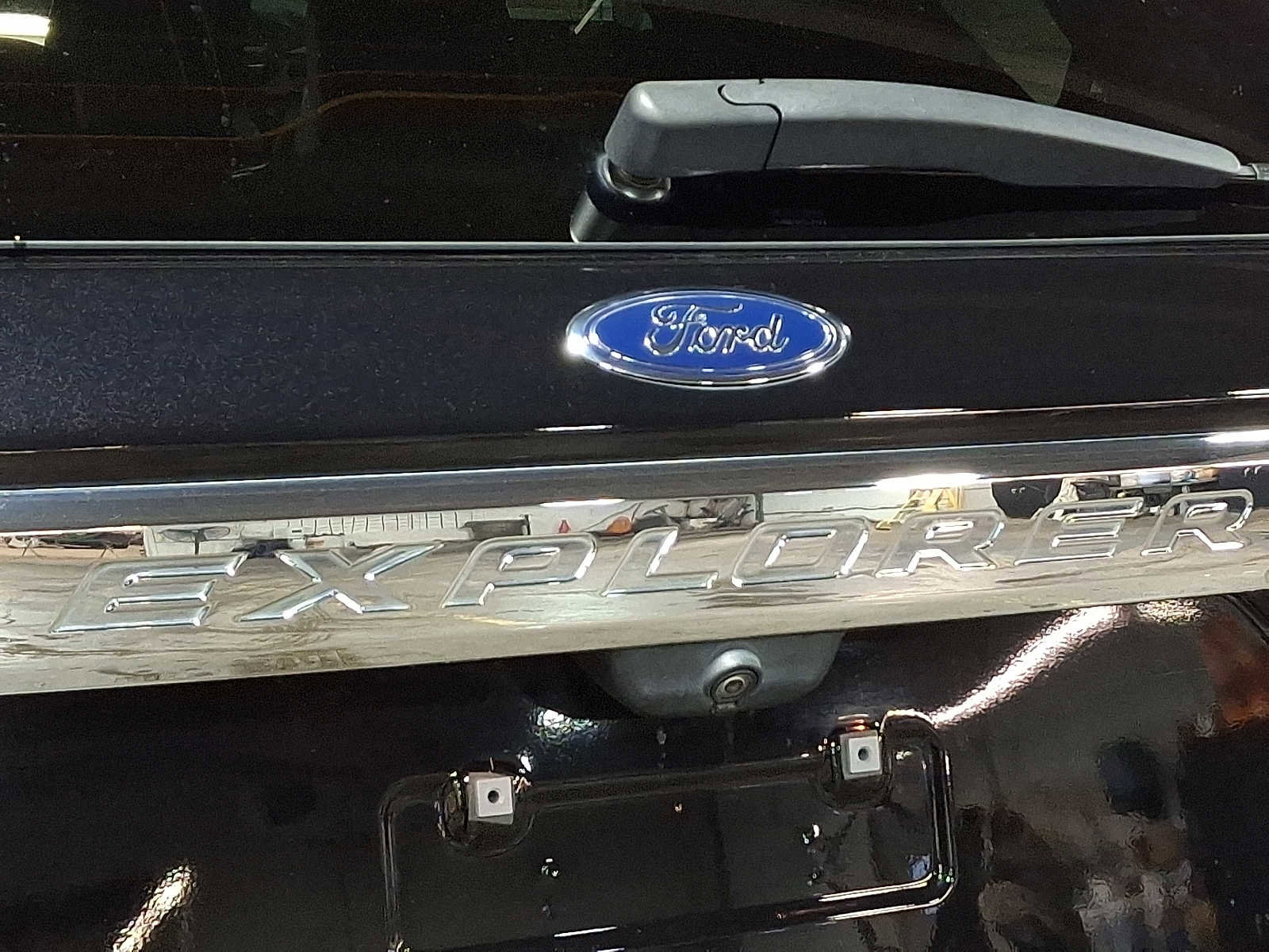 Used 2022 Ford Explorer XLT w/ Equipment Group 202A image 33