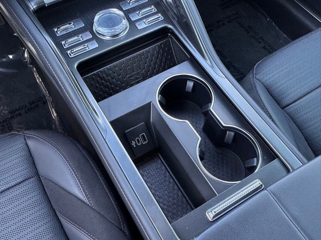 Used 2025 Lincoln Nautilus Reserve w/ Jet Appearance Package image 26