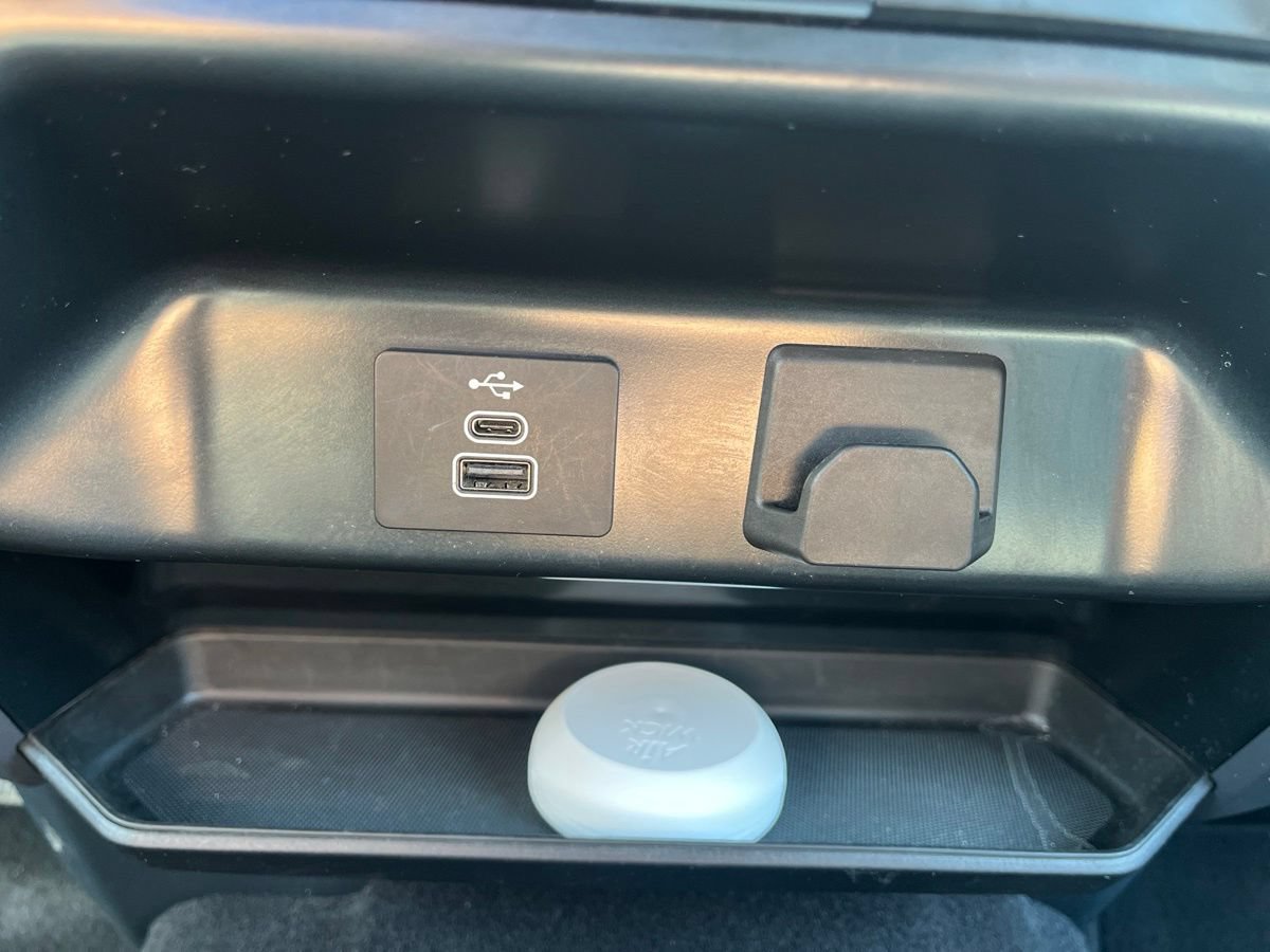 Used 2025 Ford F150 XLT w/ Equipment Group 301A Standard AWD/4WD image 26