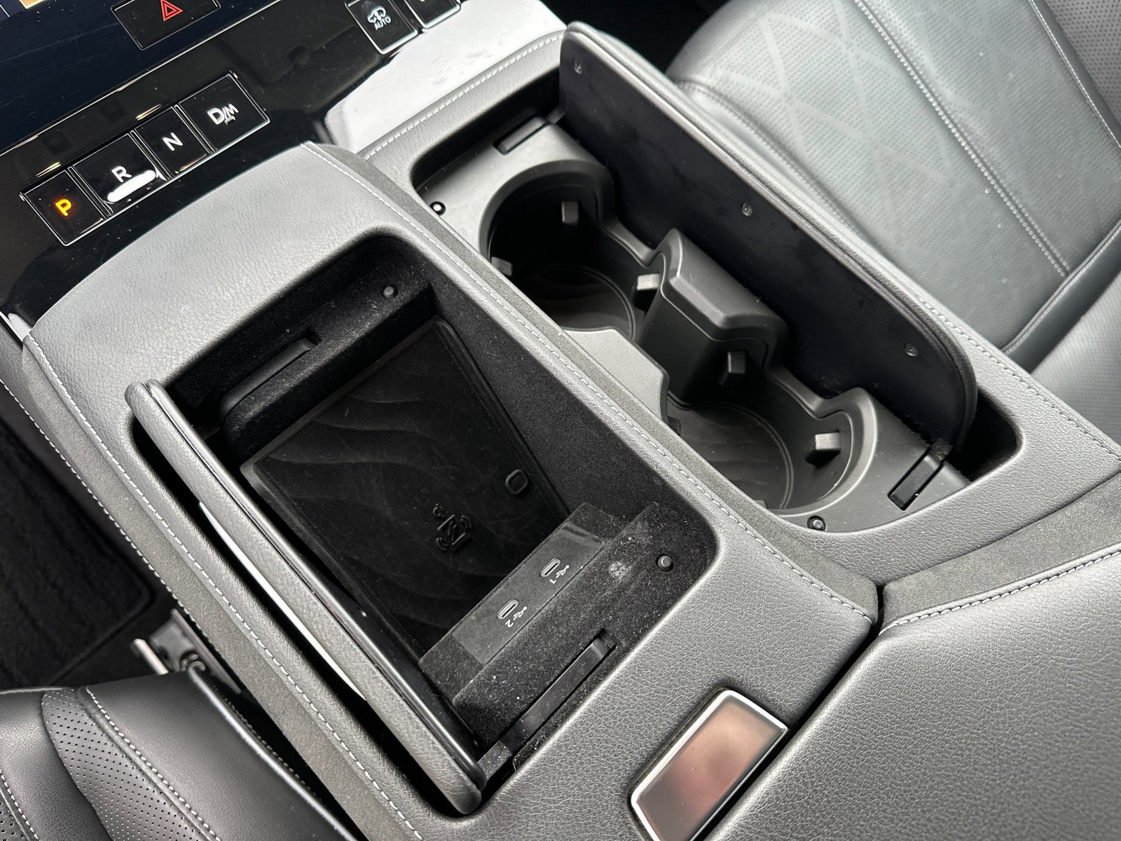 Used 2025 INFINITI QX80 Sensory image 36