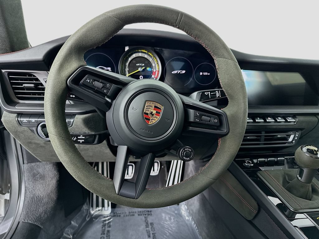Certified 2023 Porsche 911 GT3 RWD image 12