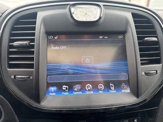Used 2014 Chrysler 300 S AWD/4WD image 17