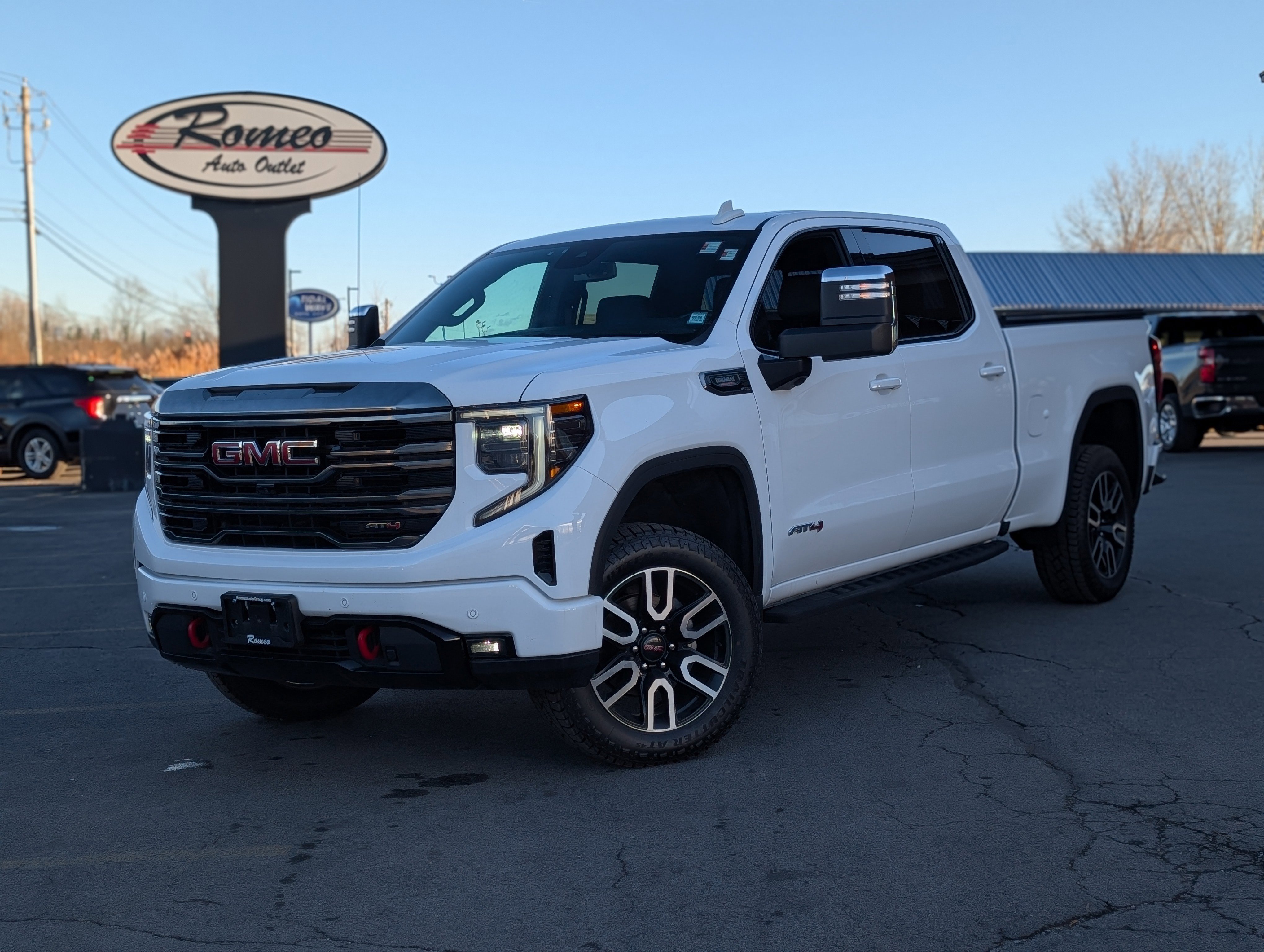Used 2024 GMC Sierra 1500 AT4 w/ AT4 Premium Package