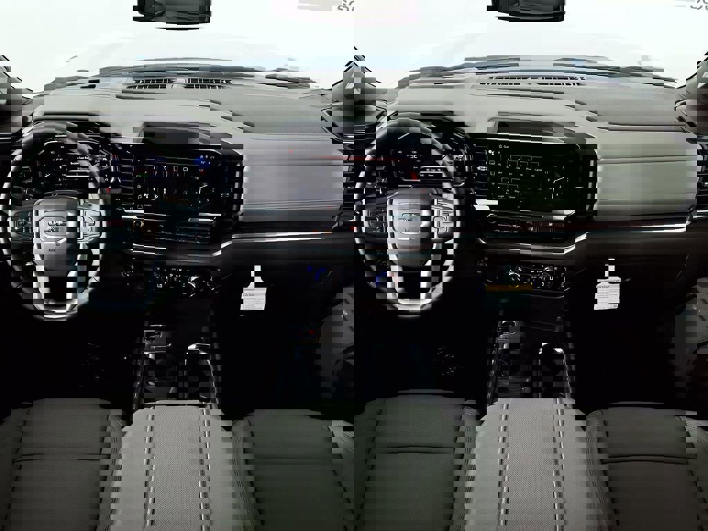 New 2026 GMC Sierra 1500 SLT image 29