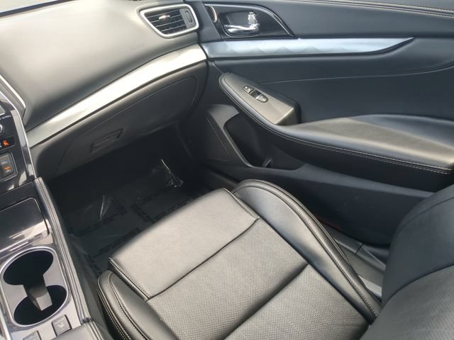 Used 2023 Nissan Maxima SV w/ Floor Mat Group FWD image 17