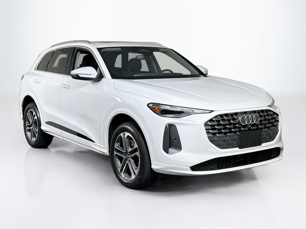 Used 2025 Audi Q5 Premium w/ Convenience Package AWD/4WD image 7