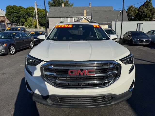 Used 2019 GMC Terrain SLE w/ Driver Convenience Package FWD image 2