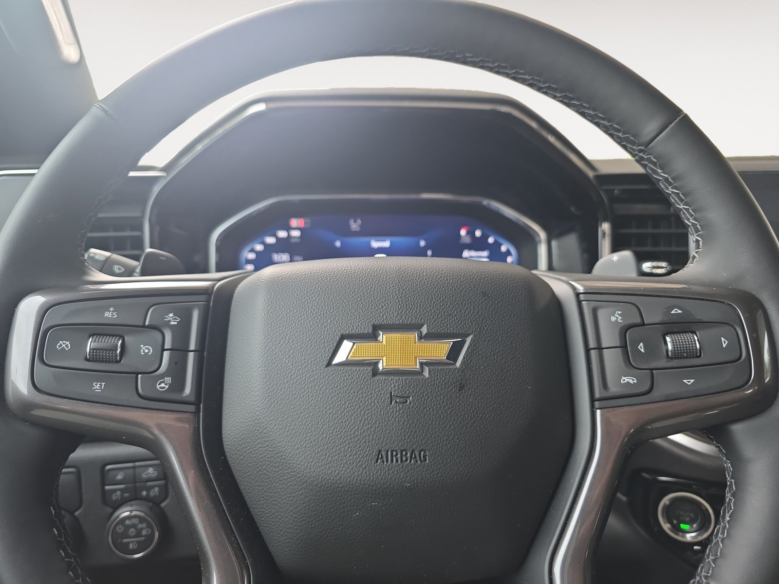Used 2026 Chevrolet Silverado 1500 High Country w/ High Country Premium Package RWD image 16