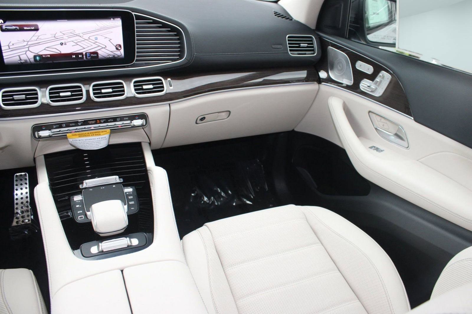 New 2026 Mercedes-Benz GLS 450 4MATIC image 33