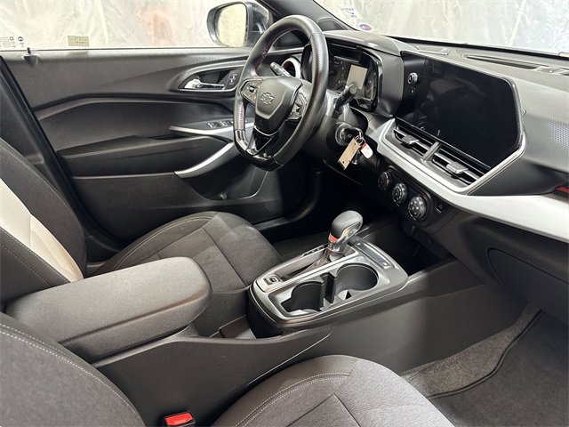 Certified 2024 Chevrolet Trax RS w/ Driver Confidence Package image 25