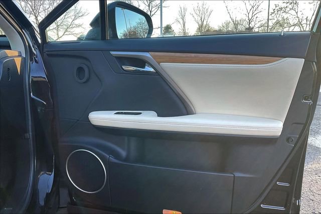 Used 2021 Lexus RX 350L Premium image 23