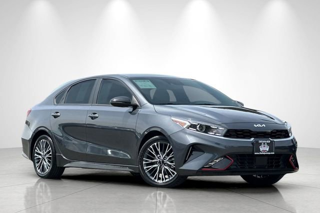 Used 2023 Kia Forte GT-Line w/ GT-Line Technology Package FWD image 2