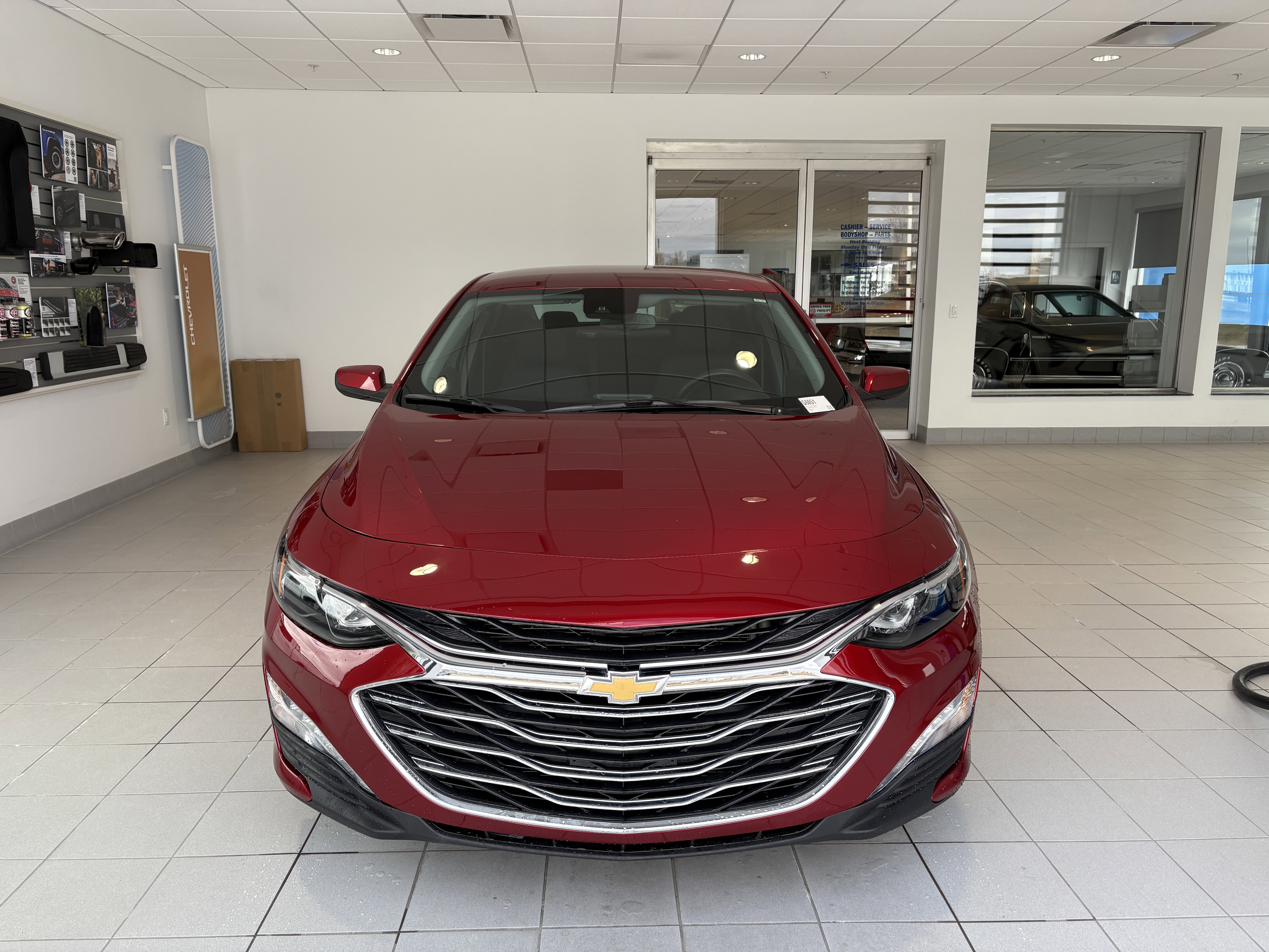 Used 2025 Chevrolet Malibu LT image 7