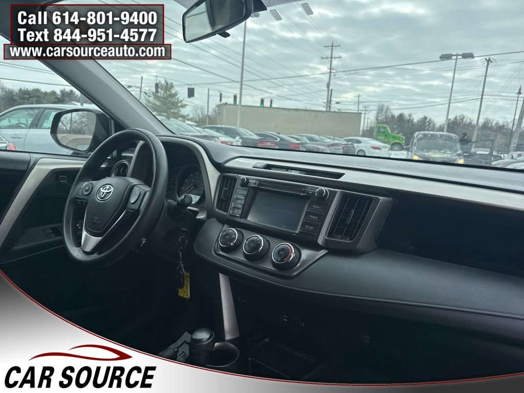 Used 2015 Toyota RAV4 LE image 30