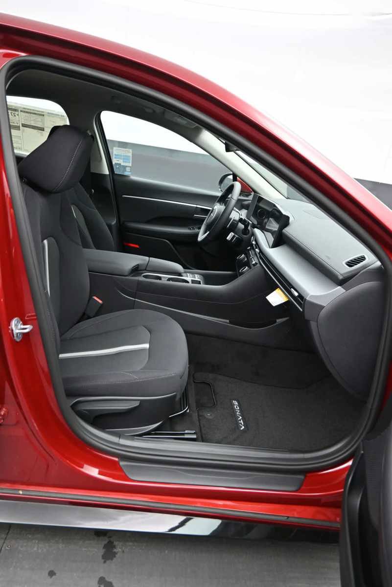 New 2026 Hyundai Sonata SEL AWD/4WD image 10