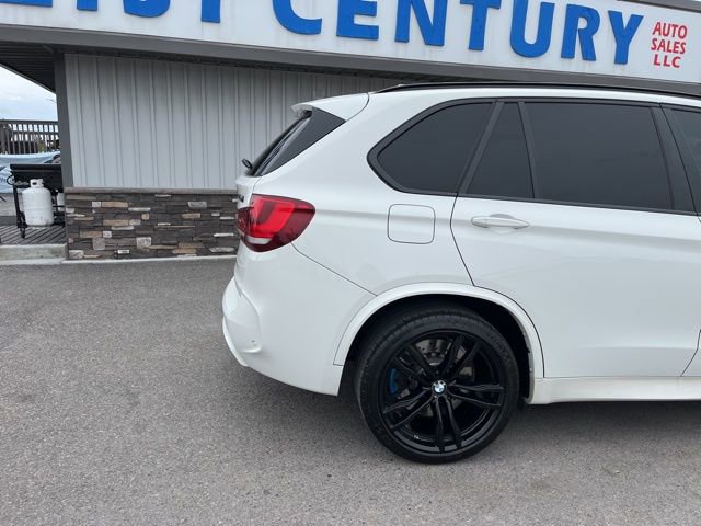 Used 2017 BMW X5 M AWD/4WD image 12
