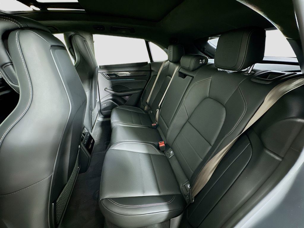 New 2025 Porsche Macan Turbo Electric image 24