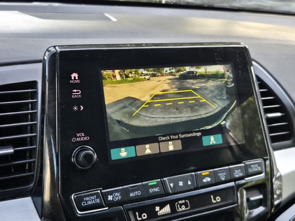 Certified 2024 Honda Odyssey Touring image 22
