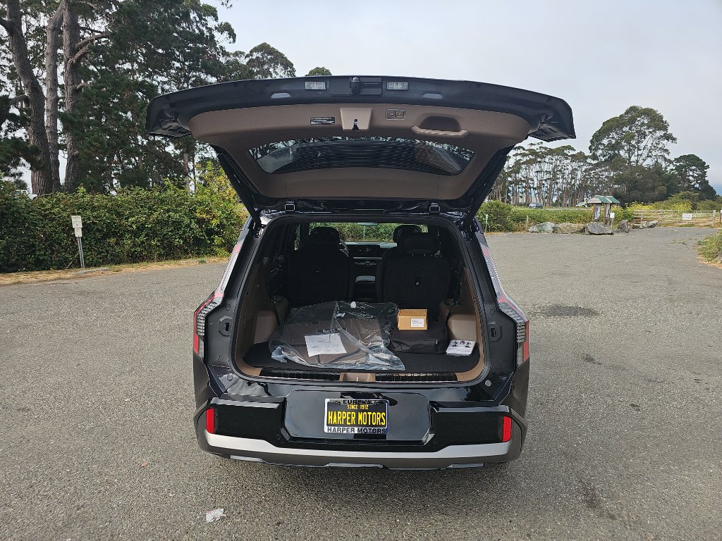 New 2026 Kia EV9 GT-Line image 5