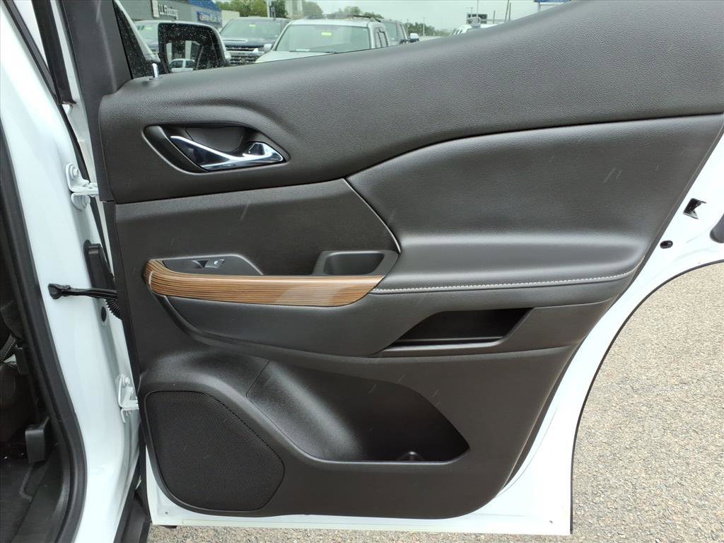 Certified 2023 GMC Acadia SLE w/ Driver Convenience Package image 15