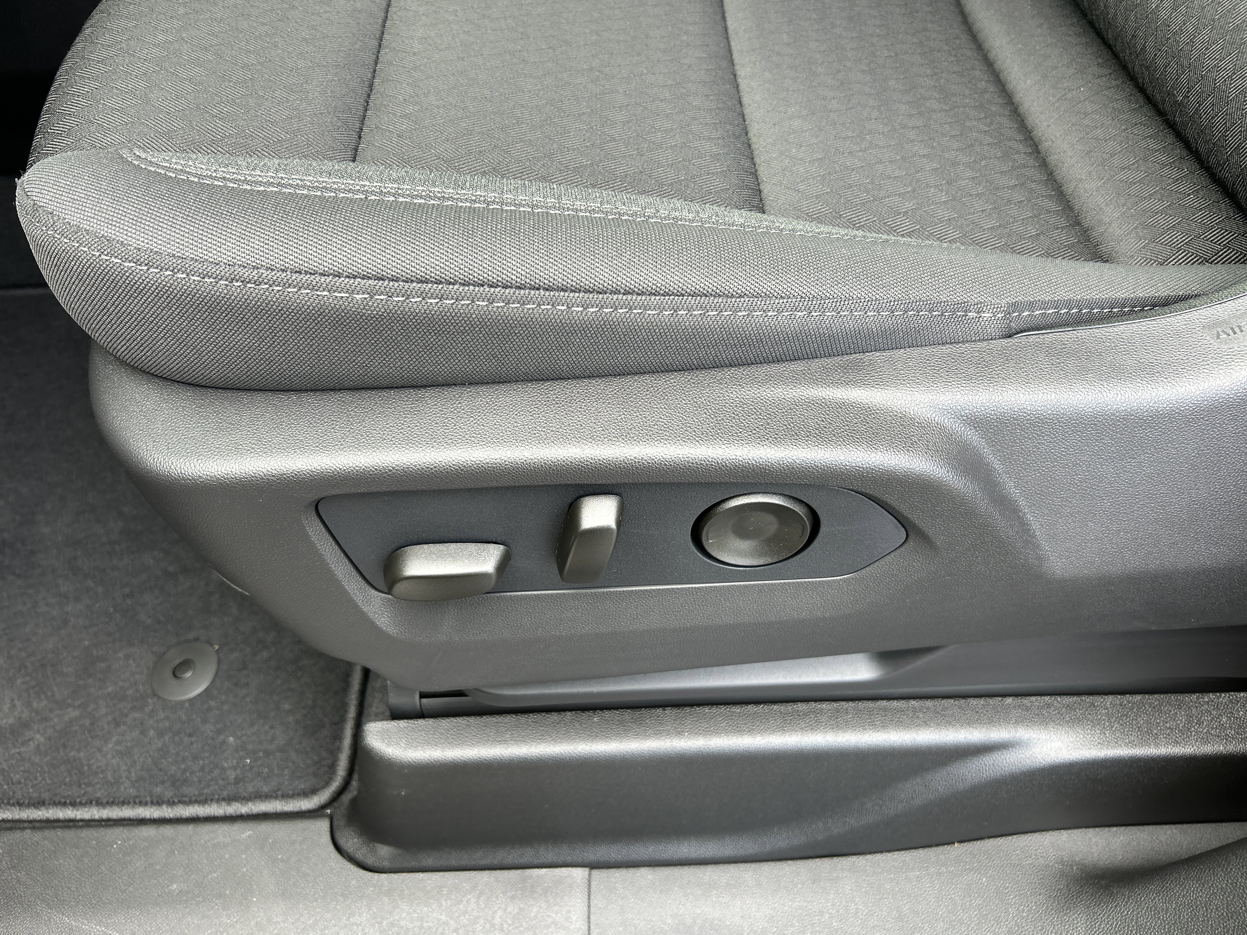 New 2026 Chevrolet Tahoe LS image 17