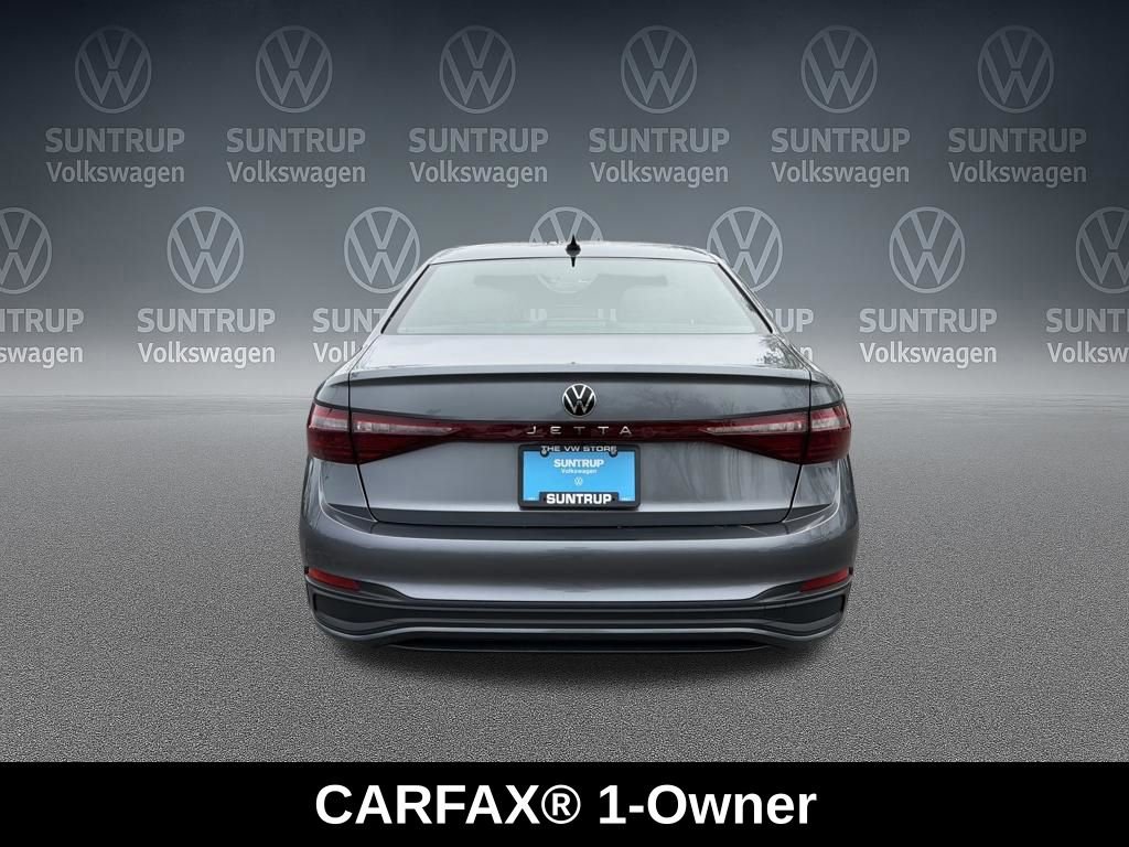 Used 2025 Volkswagen Jetta Sport FWD image 4