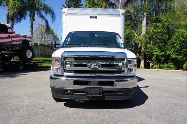 New 2027 Ford E-450 and Econoline 450 Super Duty w/ Power Equipment Group image 23