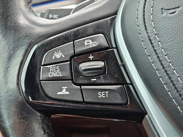 Used 2019 BMW 540i w/ Executive Package RWD image 23