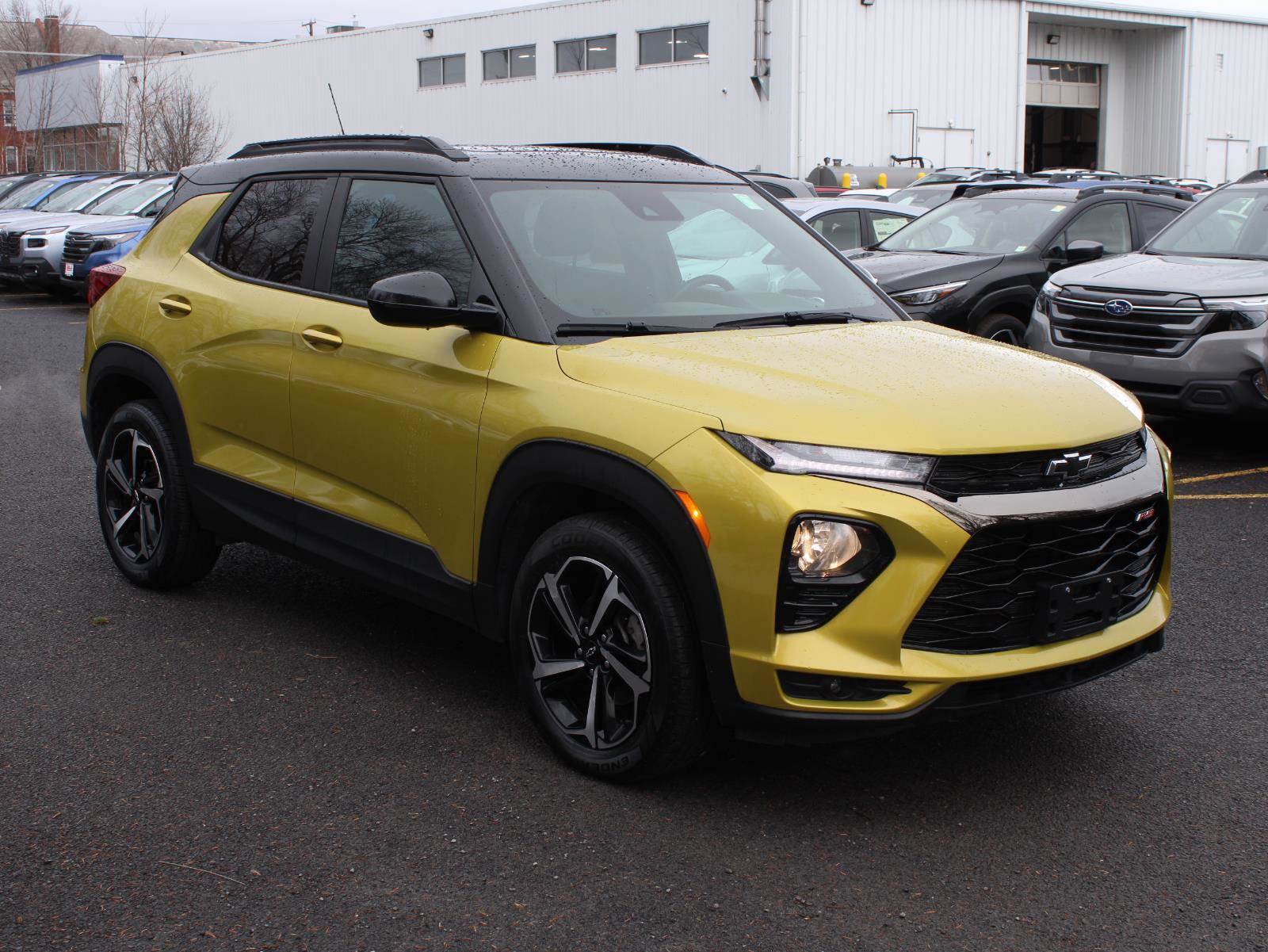 Used 2023 Chevrolet TrailBlazer RS w/ Sun and Liftgate Package image 3