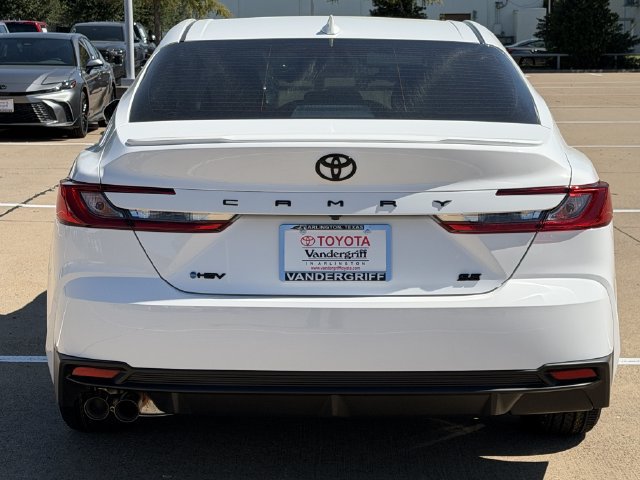 New 2026 Toyota Camry SE FWD image 5