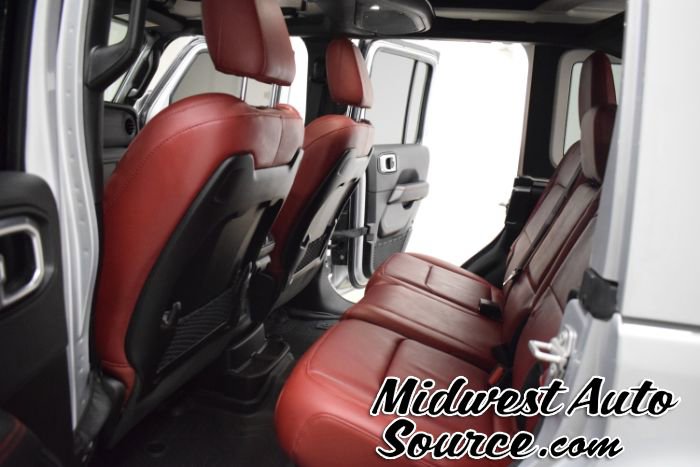 Used 2024 Jeep Wrangler Unlimited Rubicon 392 image 31